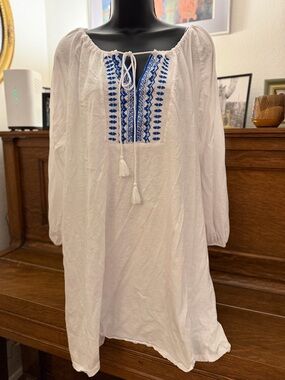 Ralph Lauren White Tunic Nightgown with Blue Embroidery